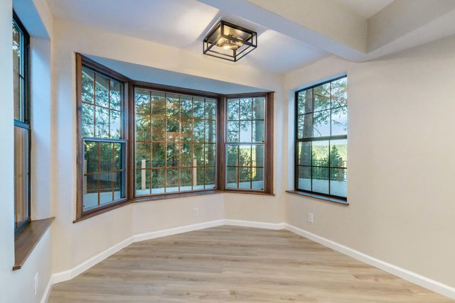 13008 Summit Ridge Dr, Nevada City, CA 95959