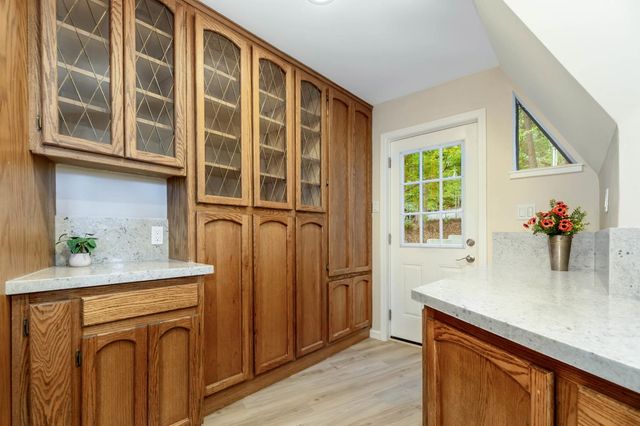 13008 Summit Ridge Dr, Nevada City, CA 95959