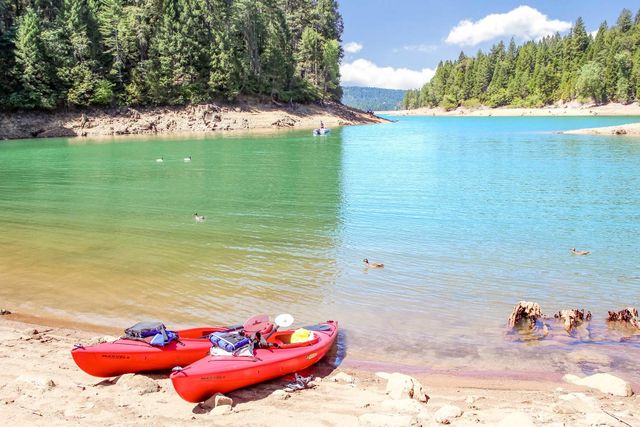 13008 Summit Ridge Dr, Nevada City, CA 95959