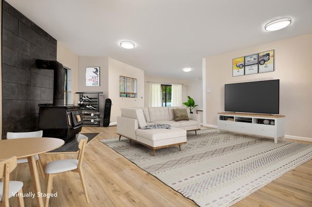 13008 Summit Ridge Dr, Nevada City, CA 95959