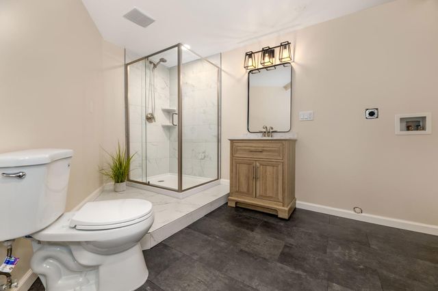 13008 Summit Ridge Dr, Nevada City, CA 95959