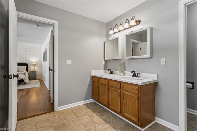 304 Old Hollow RD, Williamsburg, VA 23185