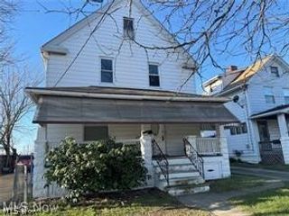 11727 Triskett Road, Cleveland, OH 44111