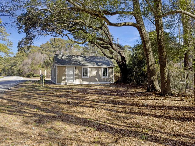 2359 Bohicket Road, Johns Island, SC 29455
