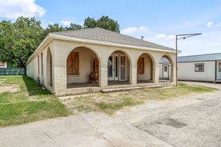 104 W Lipan Drive, Lipan, TX 76462
