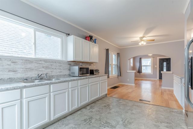 2617 Edgewood Drive, Evansville, IN 47712