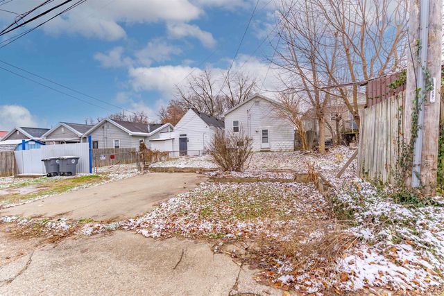 2617 Edgewood Drive, Evansville, IN 47712