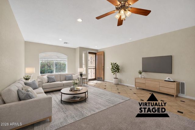 4424 W COTTONTAIL Road, Phoenix, AZ 85086