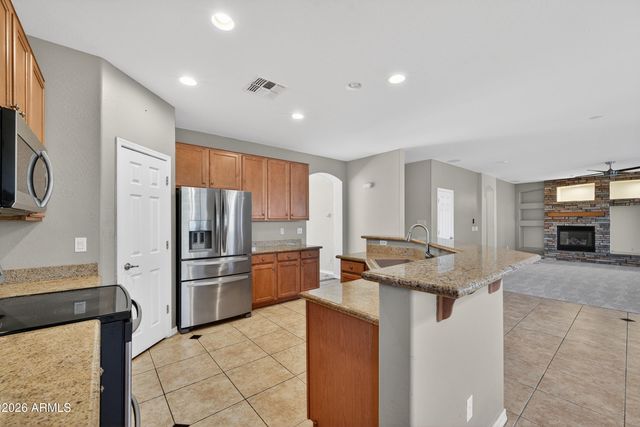 4424 W COTTONTAIL Road, Phoenix, AZ 85086