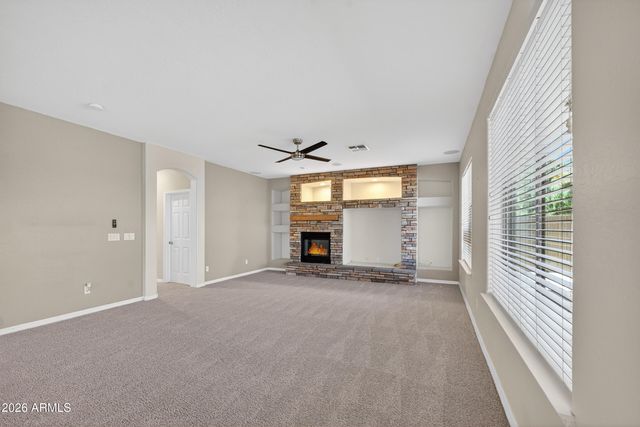 4424 W COTTONTAIL Road, Phoenix, AZ 85086