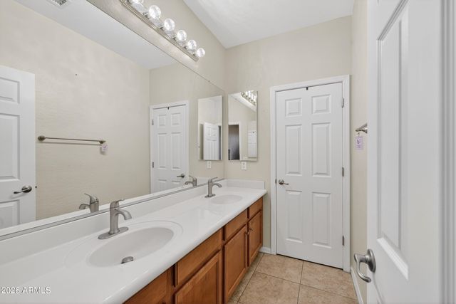 4424 W COTTONTAIL Road, Phoenix, AZ 85086