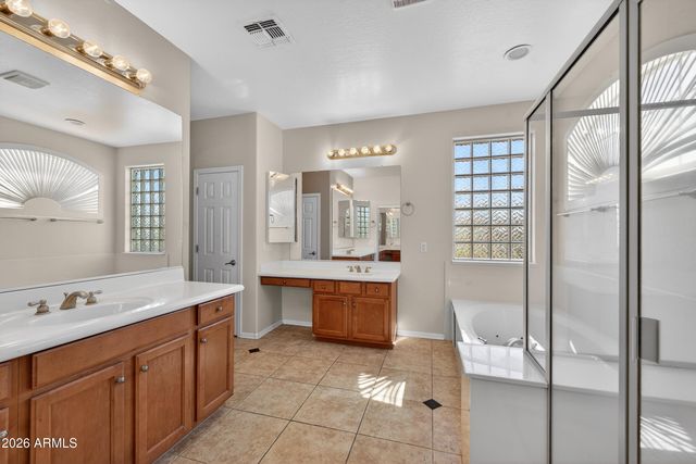 4424 W COTTONTAIL Road, Phoenix, AZ 85086