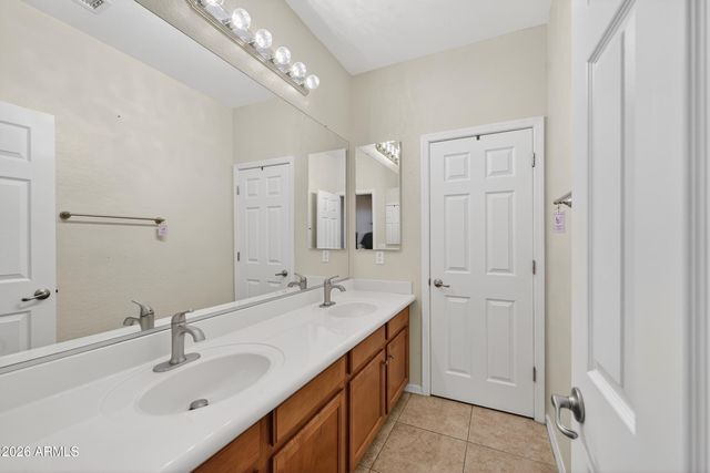 4424 W COTTONTAIL Road, Phoenix, AZ 85086