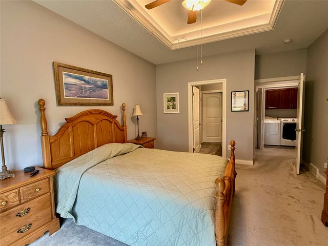 1014 E 18th Street S, Newton, IA 50208