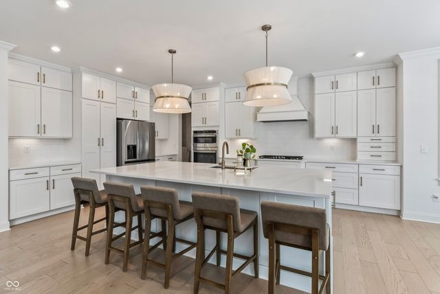 25 Chatham Brook Drive, Westfield, IN 46074
