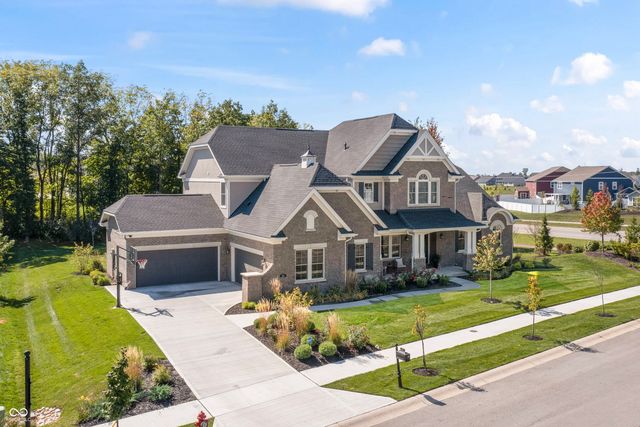 25 Chatham Brook Drive, Westfield, IN 46074