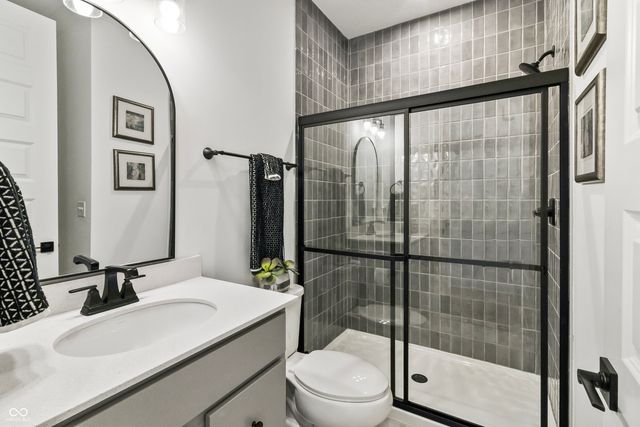 25 Chatham Brook Drive, Westfield, IN 46074