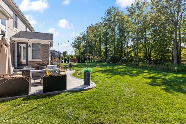 25 Chatham Brook Drive, Westfield, IN 46074
