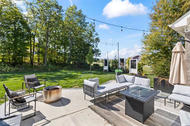 25 Chatham Brook Drive, Westfield, IN 46074