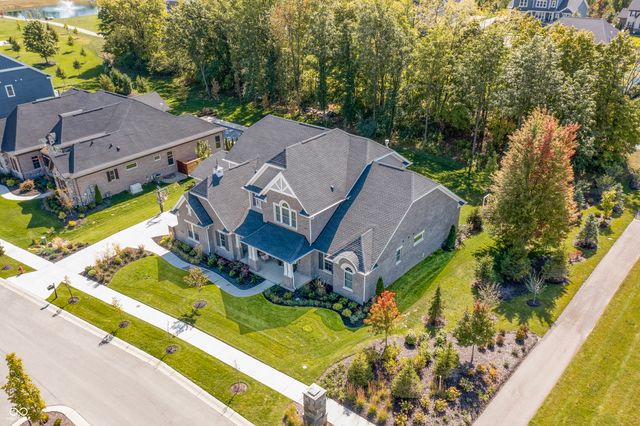 25 Chatham Brook Drive, Westfield, IN 46074
