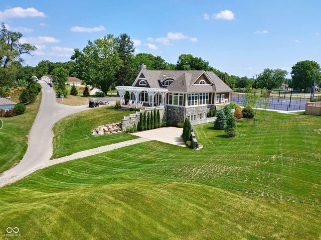 25 Chatham Brook Drive, Westfield, IN 46074