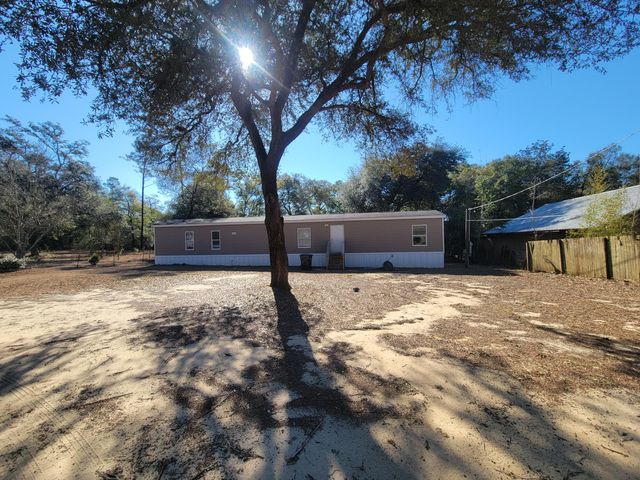 188 O Daniels Way, Defuniak Springs, FL 32433