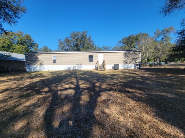 188 O Daniels Way, Defuniak Springs, FL 32433