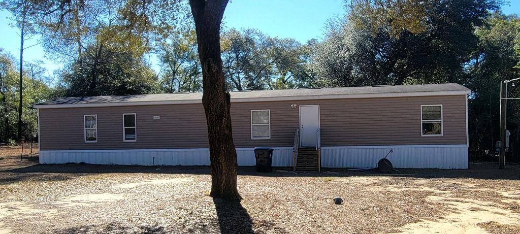 188 O Daniels Way, Defuniak Springs, FL 32433