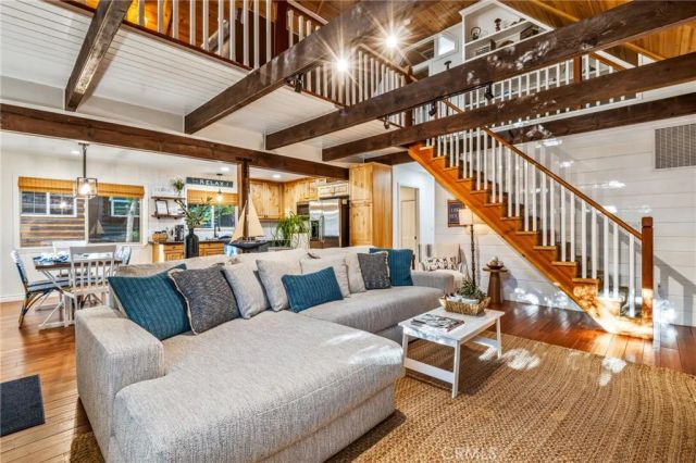 371 Maple Drive, Lake Arrowhead, CA 92352