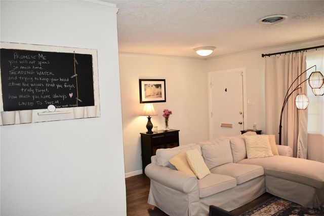 4624 Verone Street, Bellaire, TX 77401