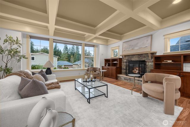 16305 SE 37th Street, Bellevue, WA 98008