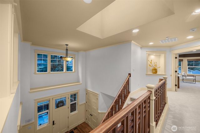 16305 SE 37th Street, Bellevue, WA 98008