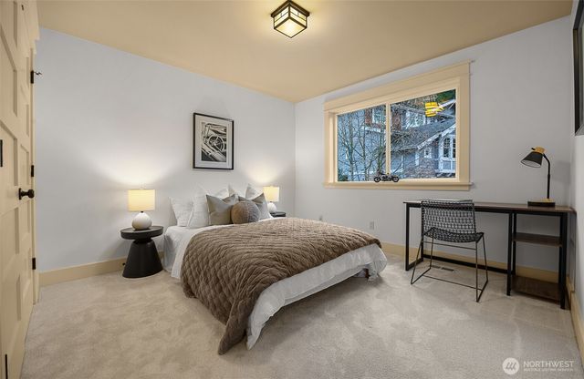 16305 SE 37th Street, Bellevue, WA 98008