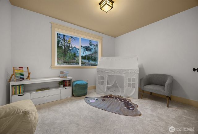 16305 SE 37th Street, Bellevue, WA 98008