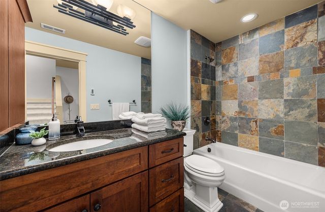 16305 SE 37th Street, Bellevue, WA 98008