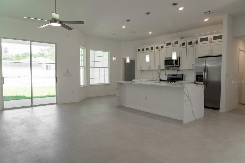 Image 7 of property listing at 17820 SW 33RD TERRACE, Ocala, FL 34473