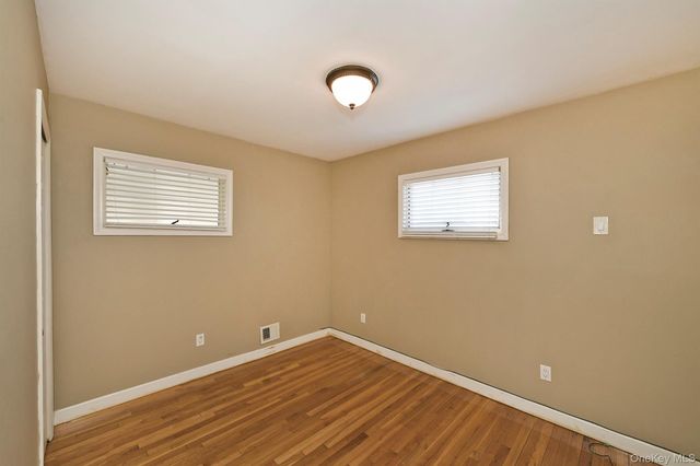 122 Miller Road, Hicksville, NY 11801