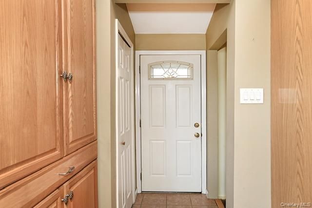 122 Miller Road, Hicksville, NY 11801