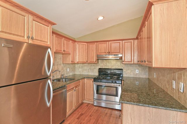 122 Miller Road, Hicksville, NY 11801