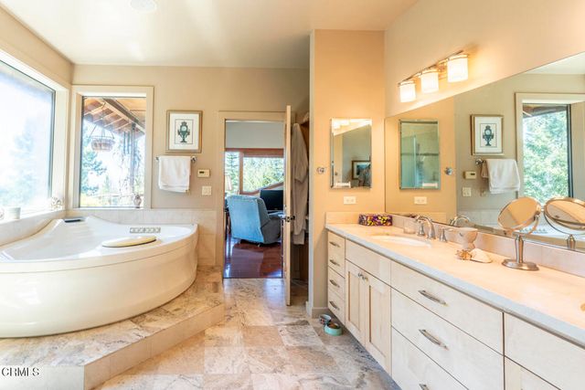 23901 Pacific Heights Drive, Westport, CA 95488