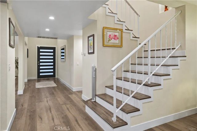 6321 Balcom Ave, Encino, CA 91316