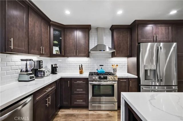 6321 Balcom Ave, Encino, CA 91316