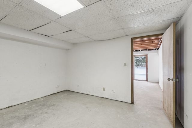 10N800 Muirhead Road, Elgin, IL 60124