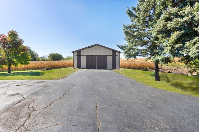 10N800 Muirhead Road, Elgin, IL 60124