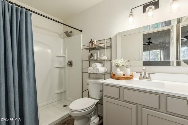 8403 N 33RD Avenue N, Phoenix, AZ 85051