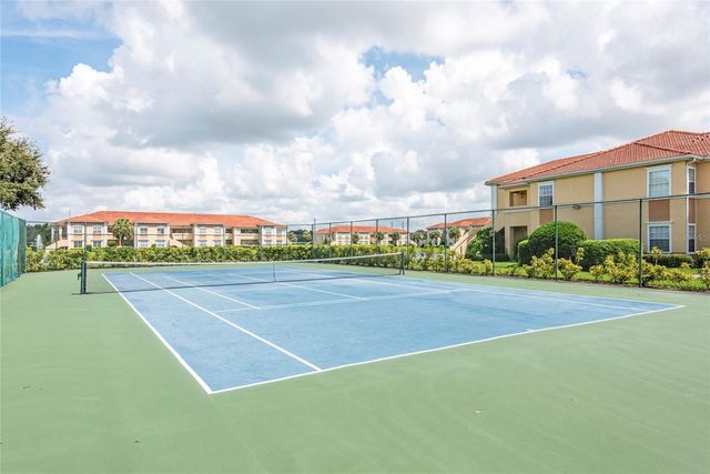 1195 VILLAGIO CIRCLE 102, Sarasota, FL 34237