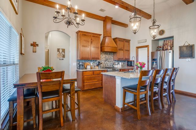 8071 County Road 105, Grandview, TX 76050