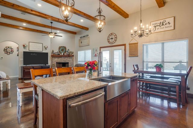 8071 County Road 105, Grandview, TX 76050