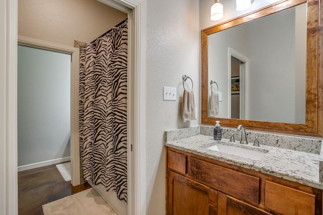 8071 County Road 105, Grandview, TX 76050