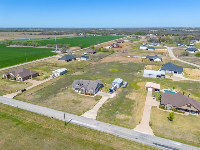 8071 County Road 105, Grandview, TX 76050